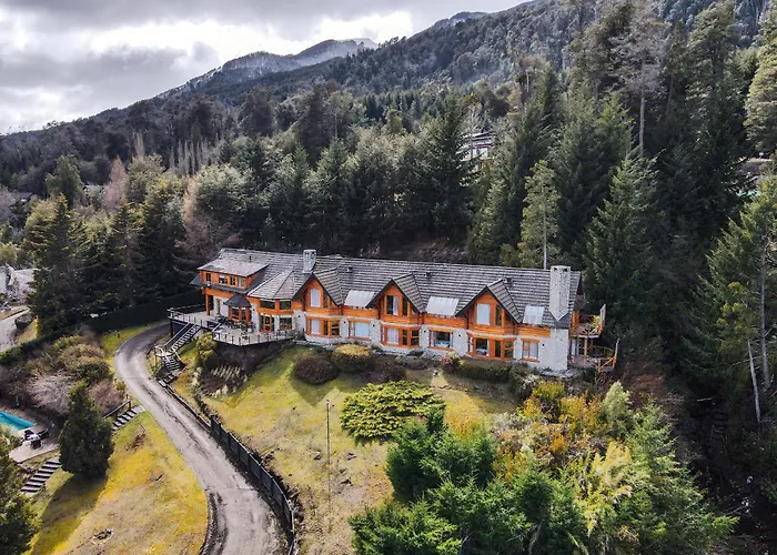Hotel de 4 estrellas: El Bosque By Dot Tradition